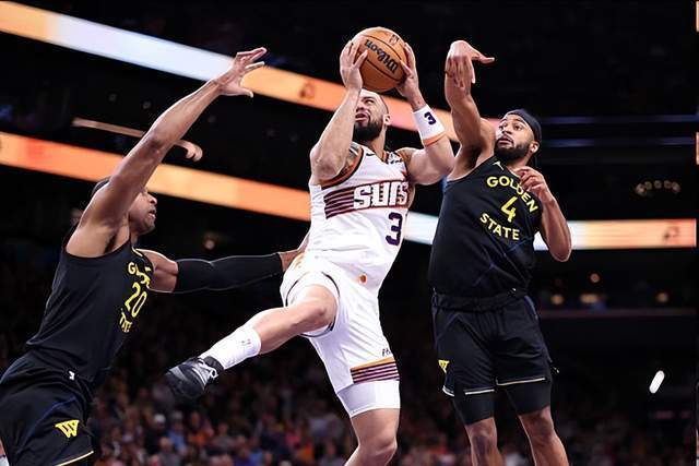 开云app-狄龙一根筋,太阳遭14分逆转,没有库里的勇士防守太好了